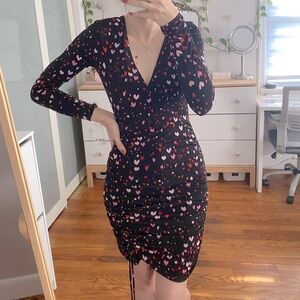 ✨NWT ✨ Heart bodycon dress